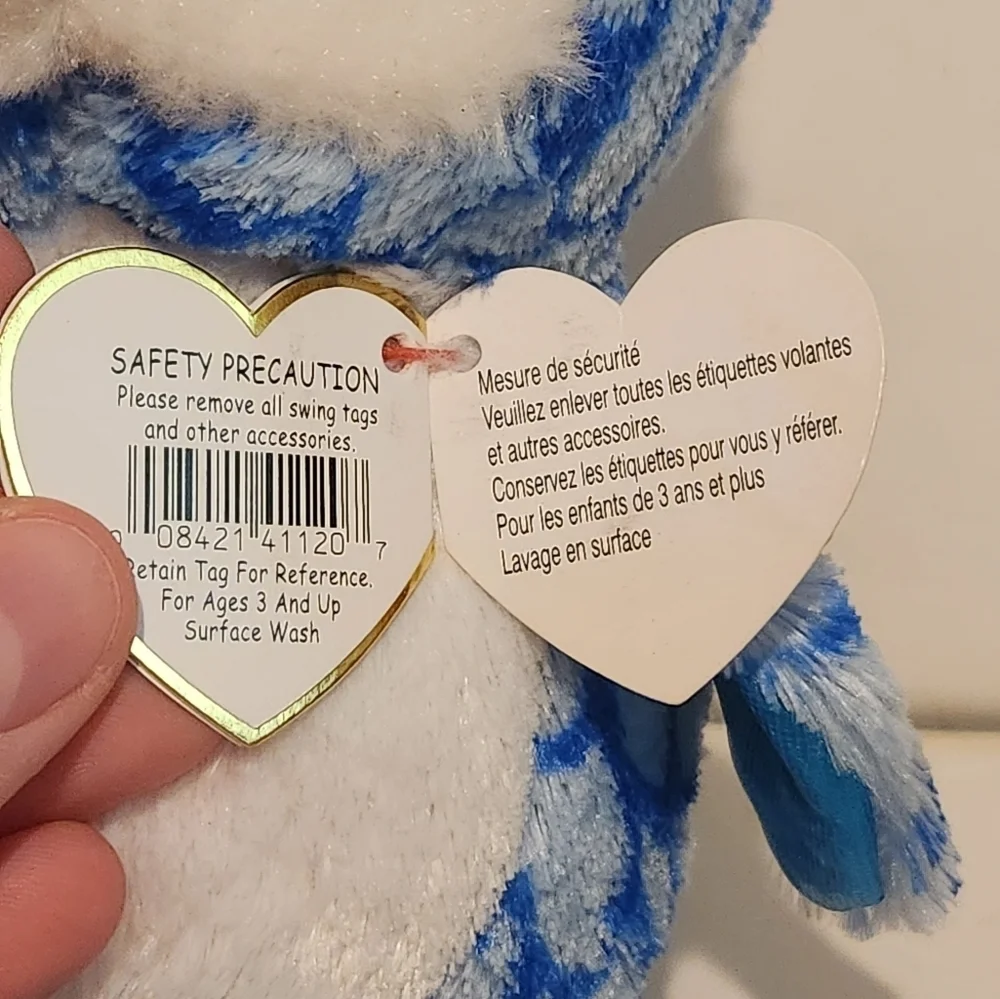 7” Ty Icicles Blue Snow Owl wearing Santa Hat Christmas Themed Plush